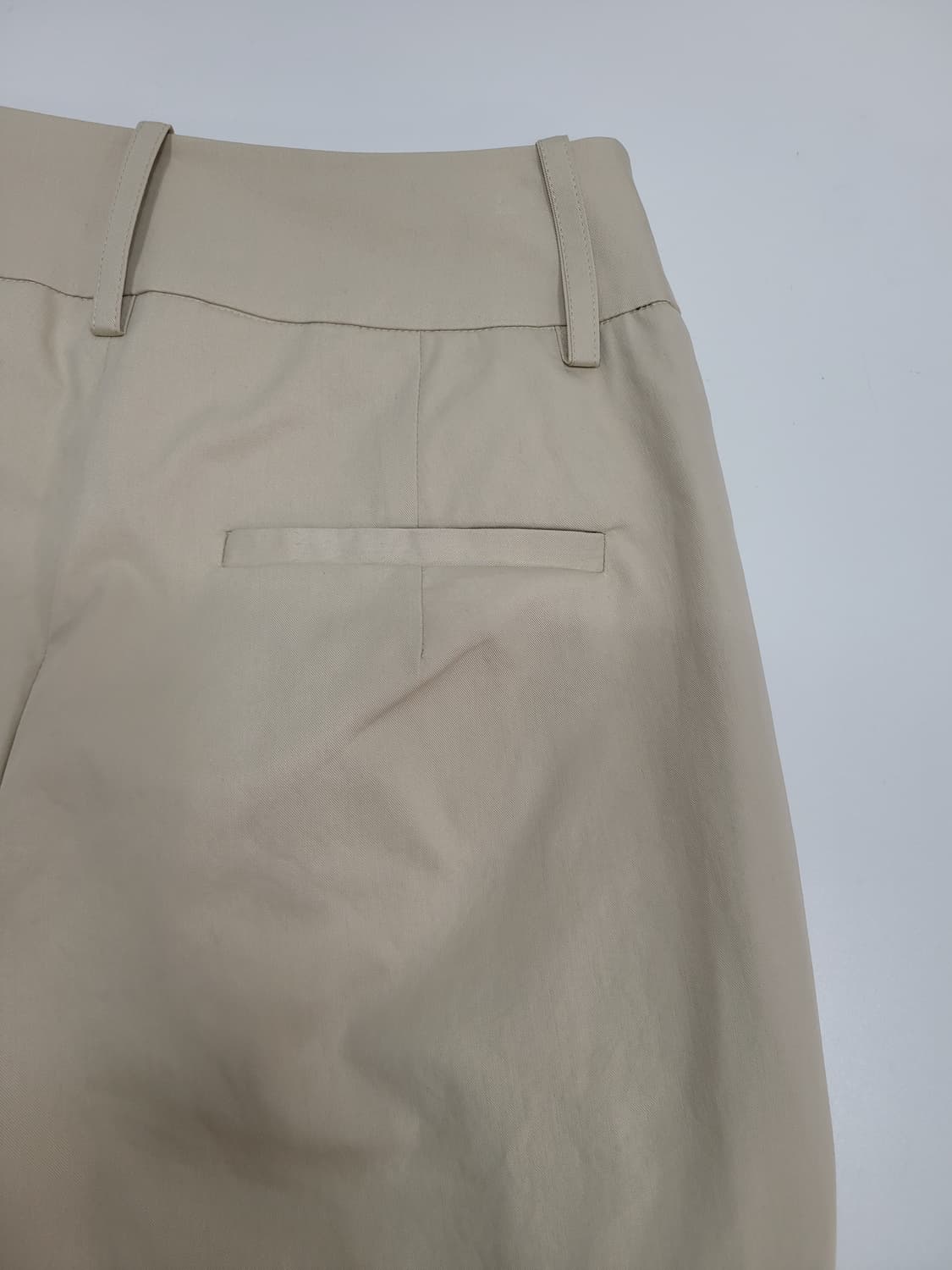 레티켓스튜디오 핀턱 와이드 팬츠 / 여 S 베이지
 상품이미지6