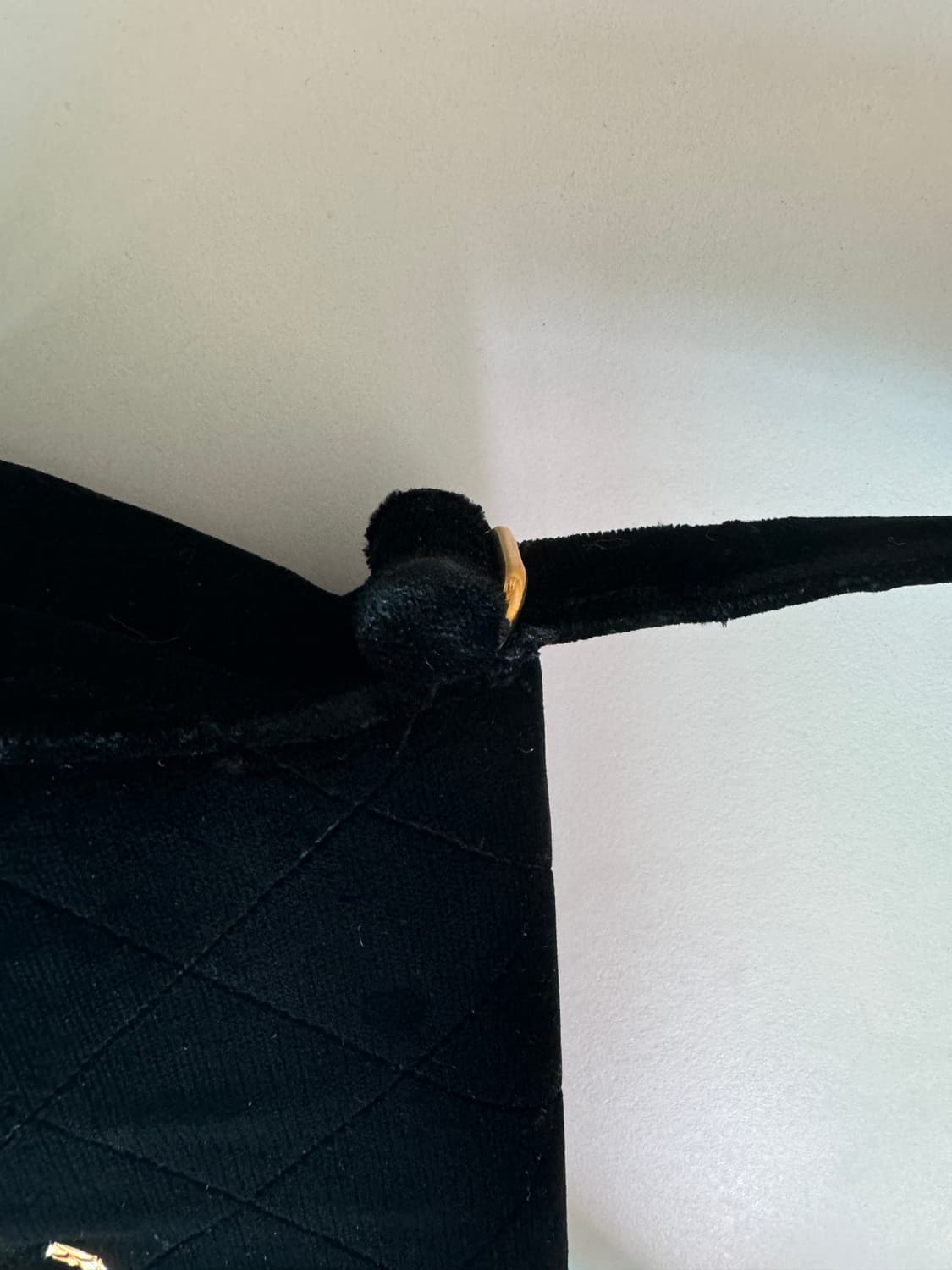 빈티지 샤넬 벨벳 숄더백 상품이미지4