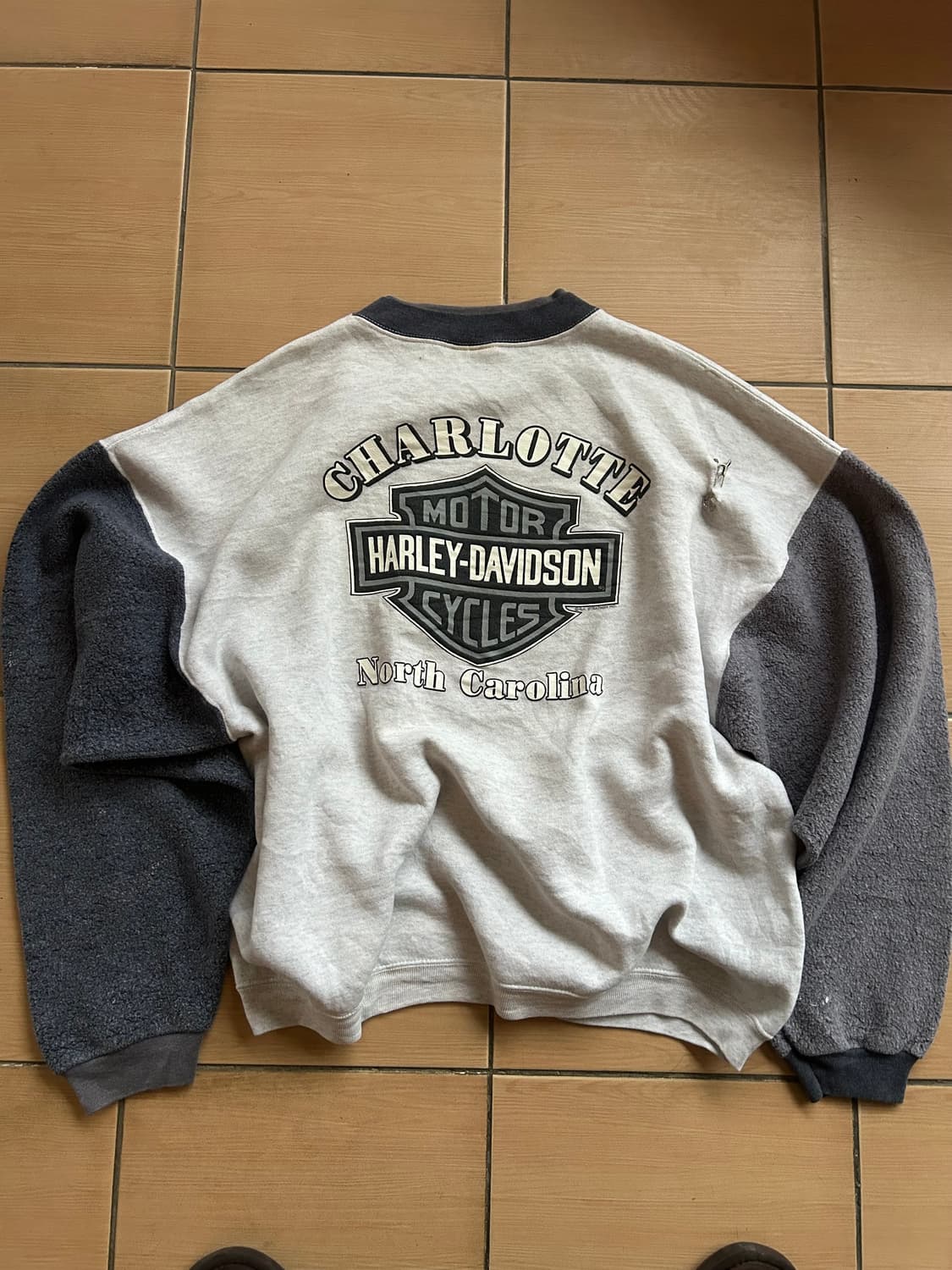 90‘s USA 할리데이비슨 바&실드 스웻셔츠 상품이미지1