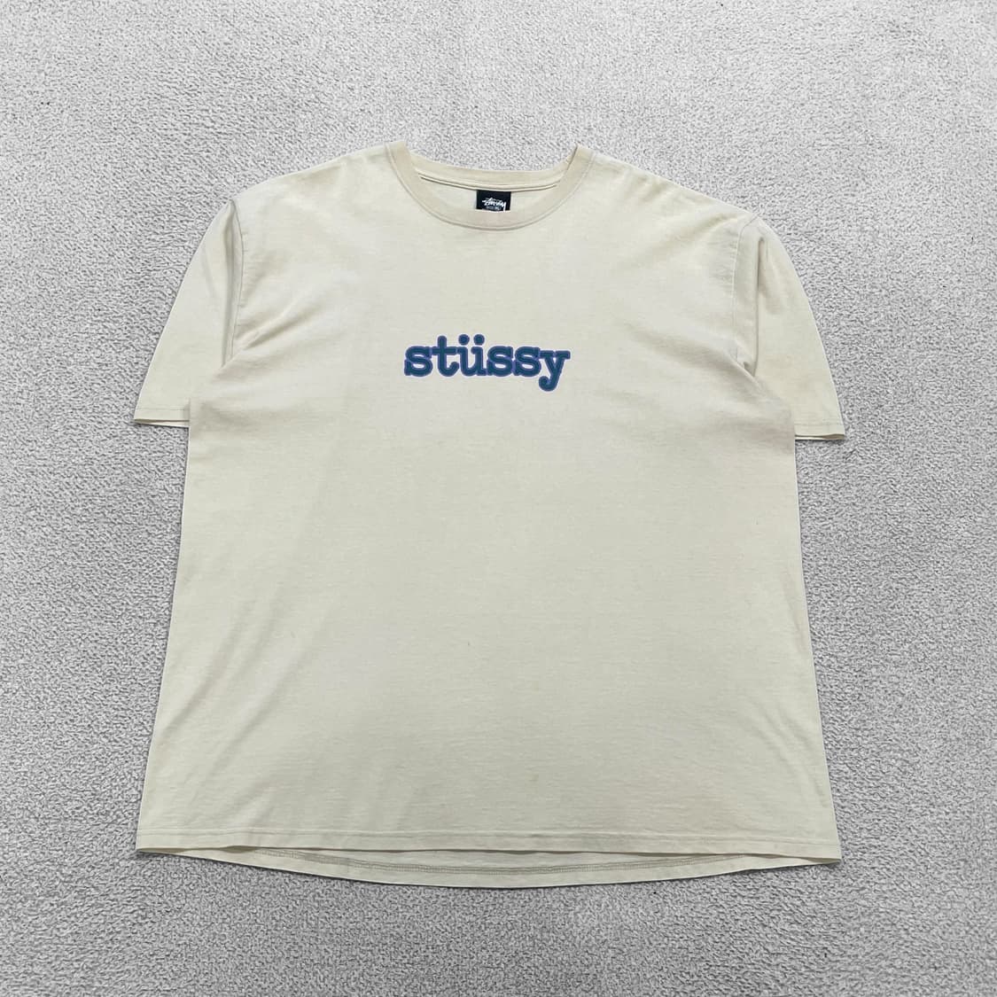 스투시 Stussy 타이프라이터 반팔티 스모크 상품이미지1