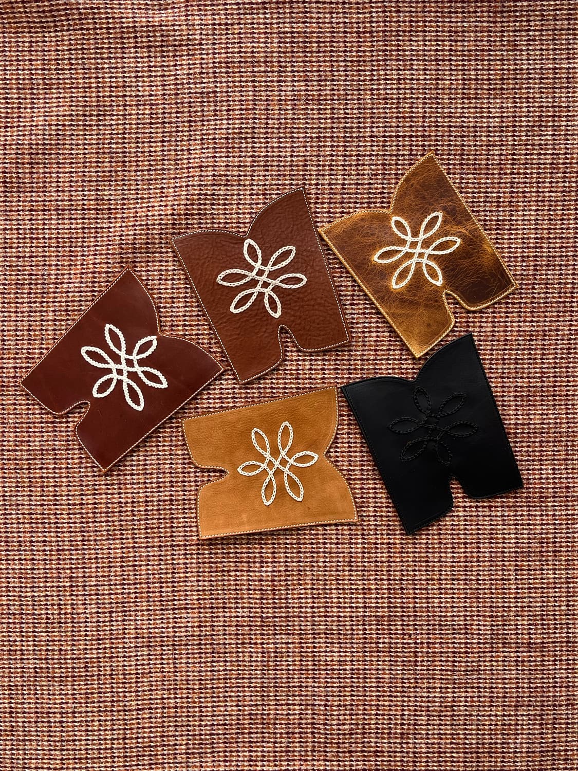 Hand-Embroidered Leather Cup Coaster  상품이미지8