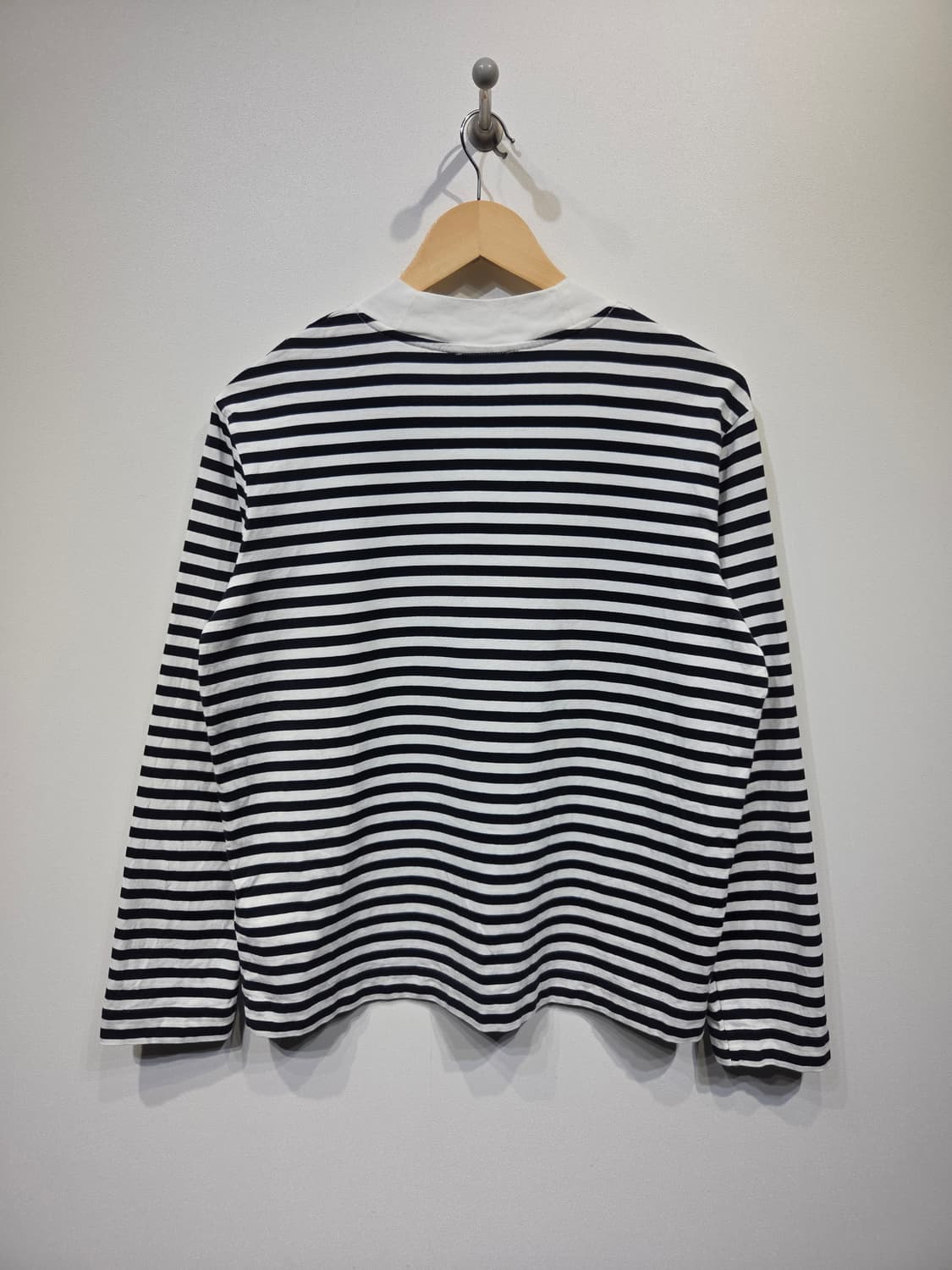 COS 코스 네이비 앤 화이트 스트라이프 모크넥 티셔츠 상품이미지6