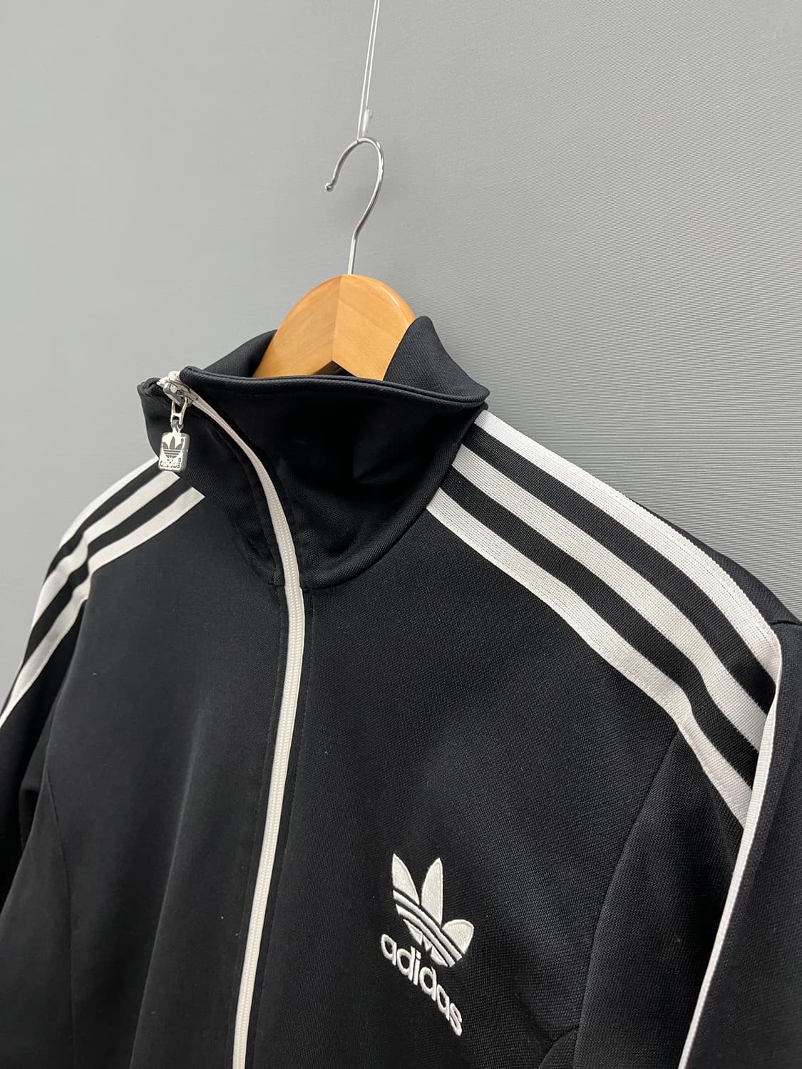 아디다스 유로파 블랙 트랙탑 져지 상품이미지3