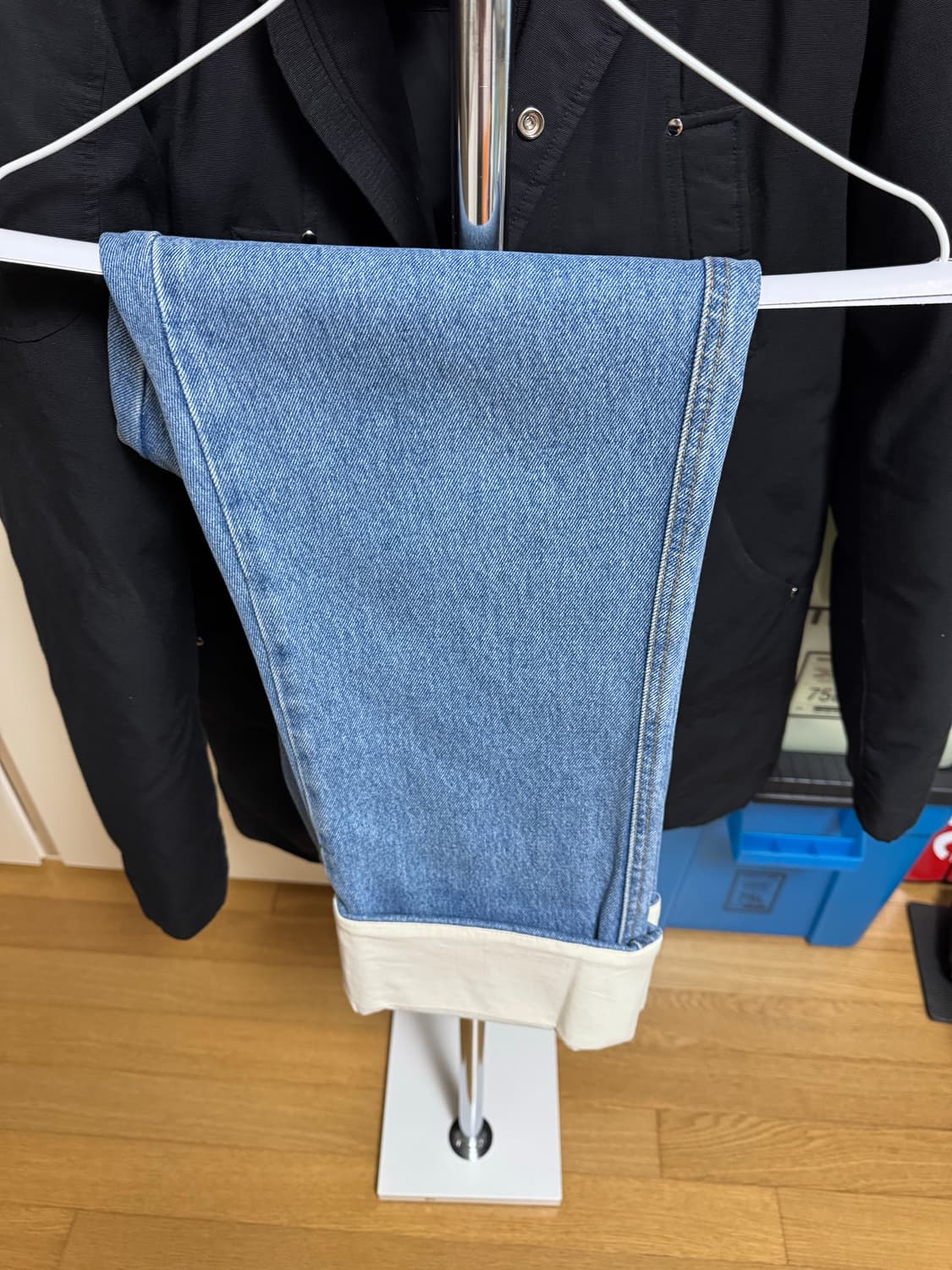 로에베 피셔맨 데님 팬츠 미친 가격에 판매합니다! 상품이미지1