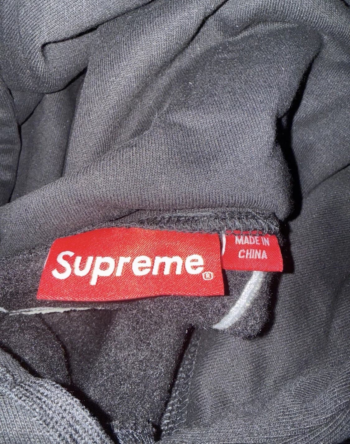  슈프림 사틴 아플리케 후드 스웨트셔츠 블랙 상품이미지4