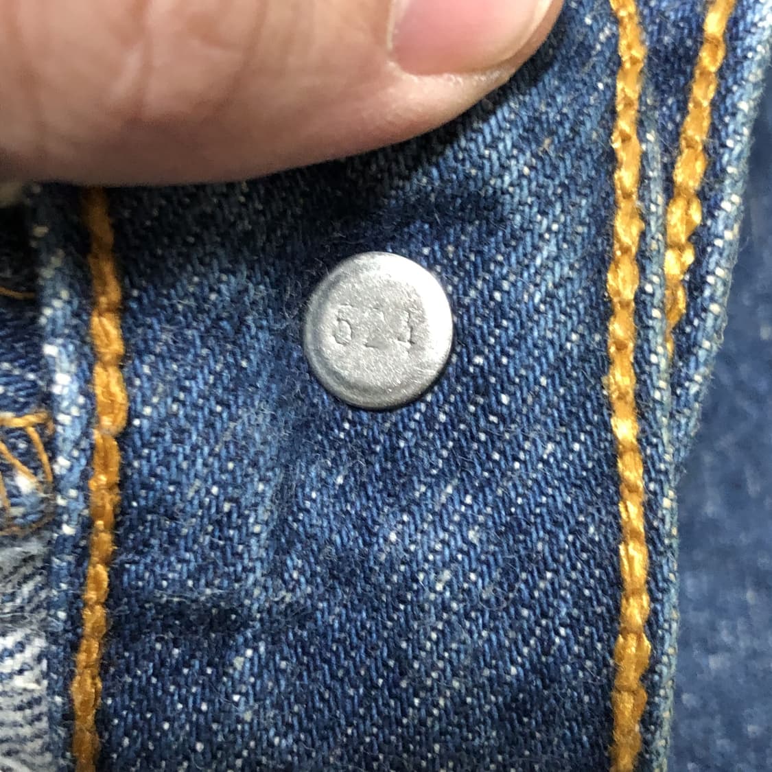 (27) 90's 리바이스 미국제 501xx 스트레이트핏 중청 데님 상품이미지4