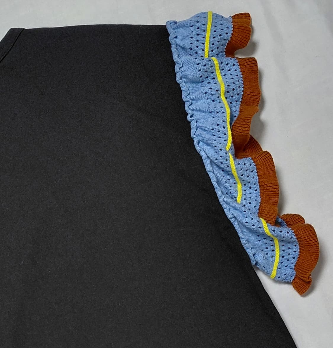 [Ray BEAMS/M] 레이 빔즈 배색 프릴 소매 티셔츠 상품이미지9