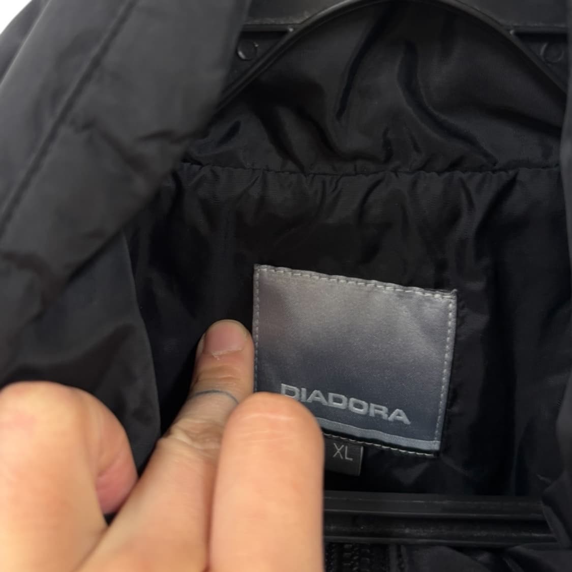 디아도라 바람막이 상품이미지4