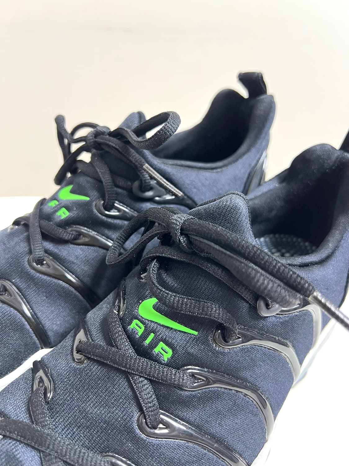 [265] 나이키 에어 줌 세이즈믹 모노톤컬렉션 올검 상품이미지3