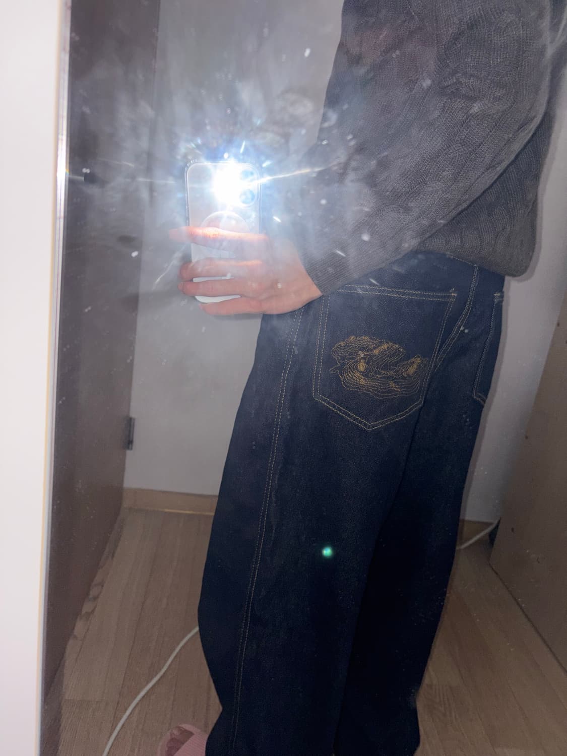 스웨이드 배기 데님 입니다! 상품이미지4