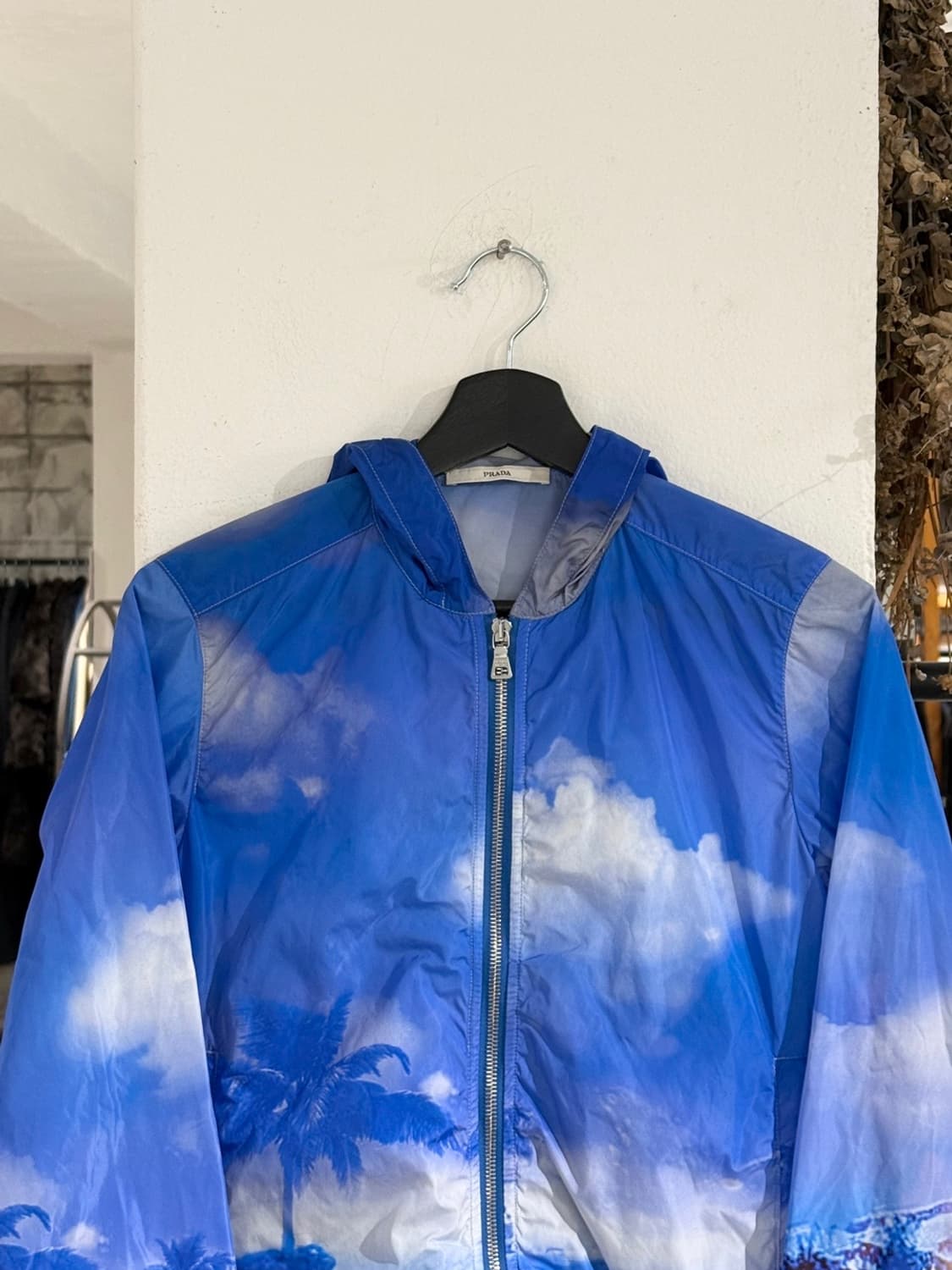 프라다 10ss 블루 트로피컬 프린팅 윈드 브레이커 상품이미지4