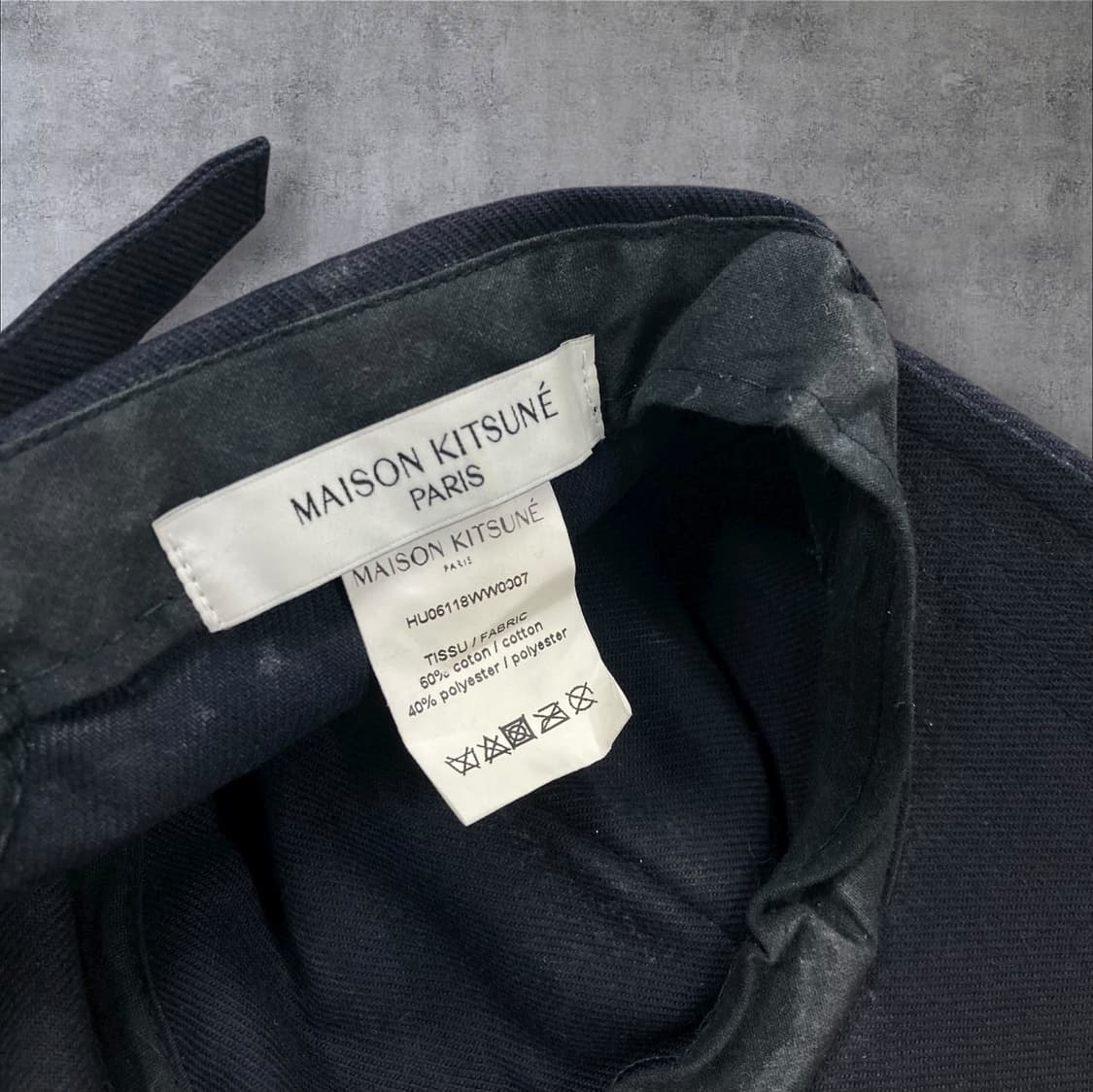 메종키츠네 네이비 컬러 폭스 헤드 자수 로고 볼캡 상품이미지5