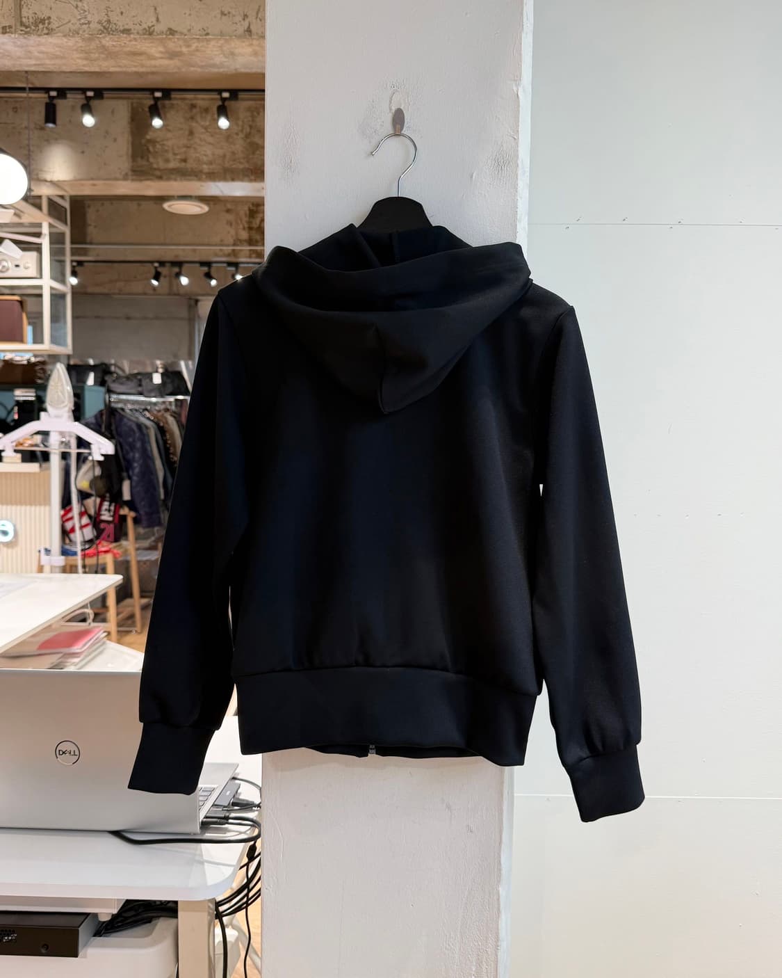 꼼데가르송 플레이 블랙 레드 하트 와펜 블랙 후드집업 상품이미지7