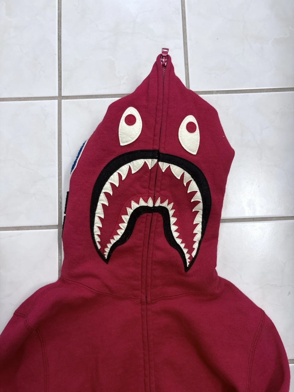 베이프 샤크 풀 집 후드집업 레드 상품이미지1