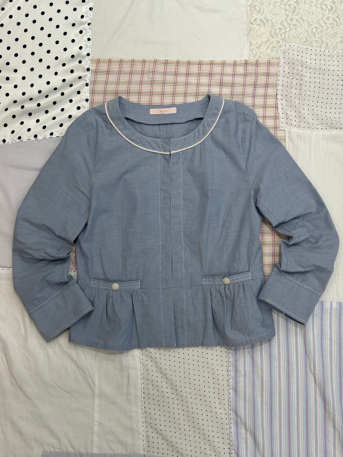 버튼 포켓 연청 블라우스  상품이미지8