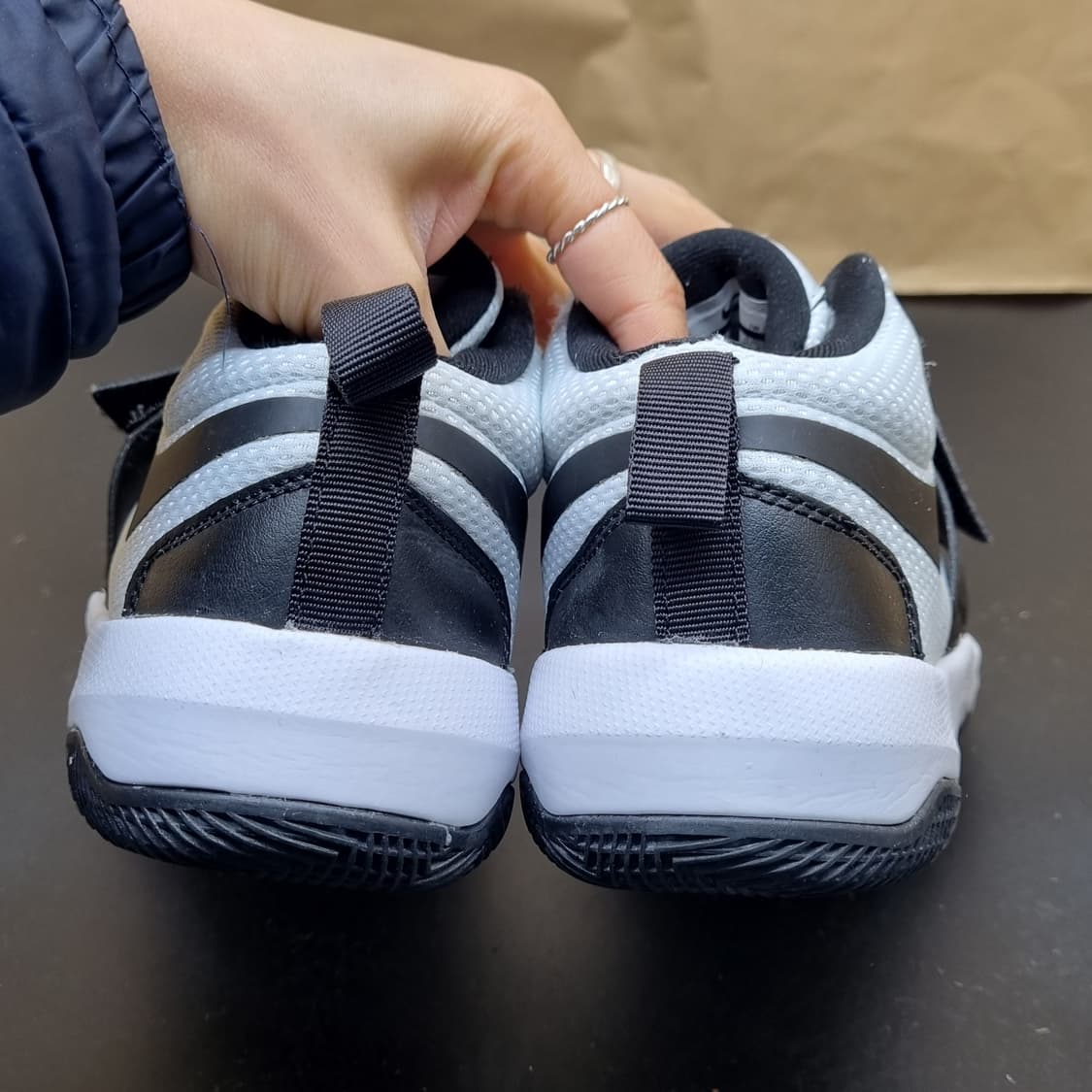 나이키 팀 허슬 D8 운동화235 상품이미지4