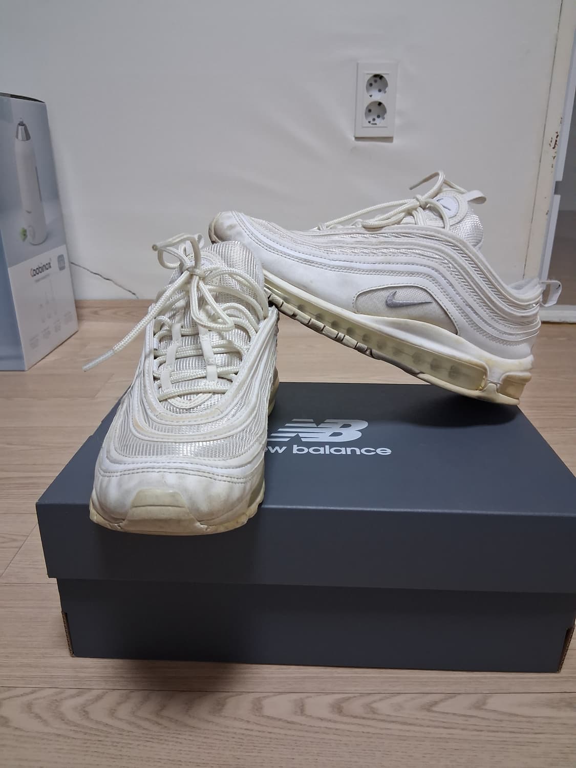 나이키 97맥스 트리플화이트 260mm 상품이미지1