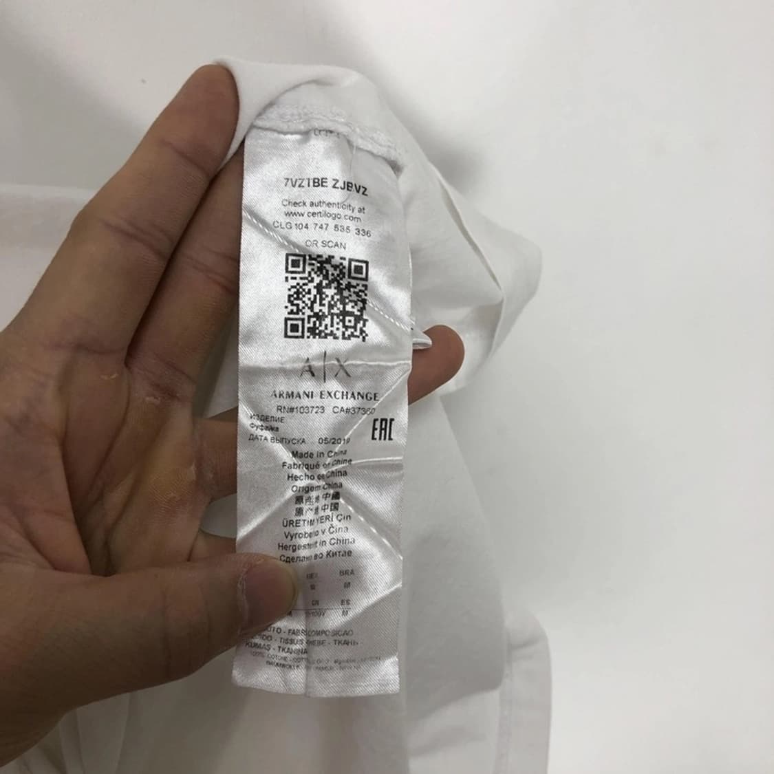 알마니 익스체인지 정품 AX 아이콘로고 반팔 화이트 상품이미지3