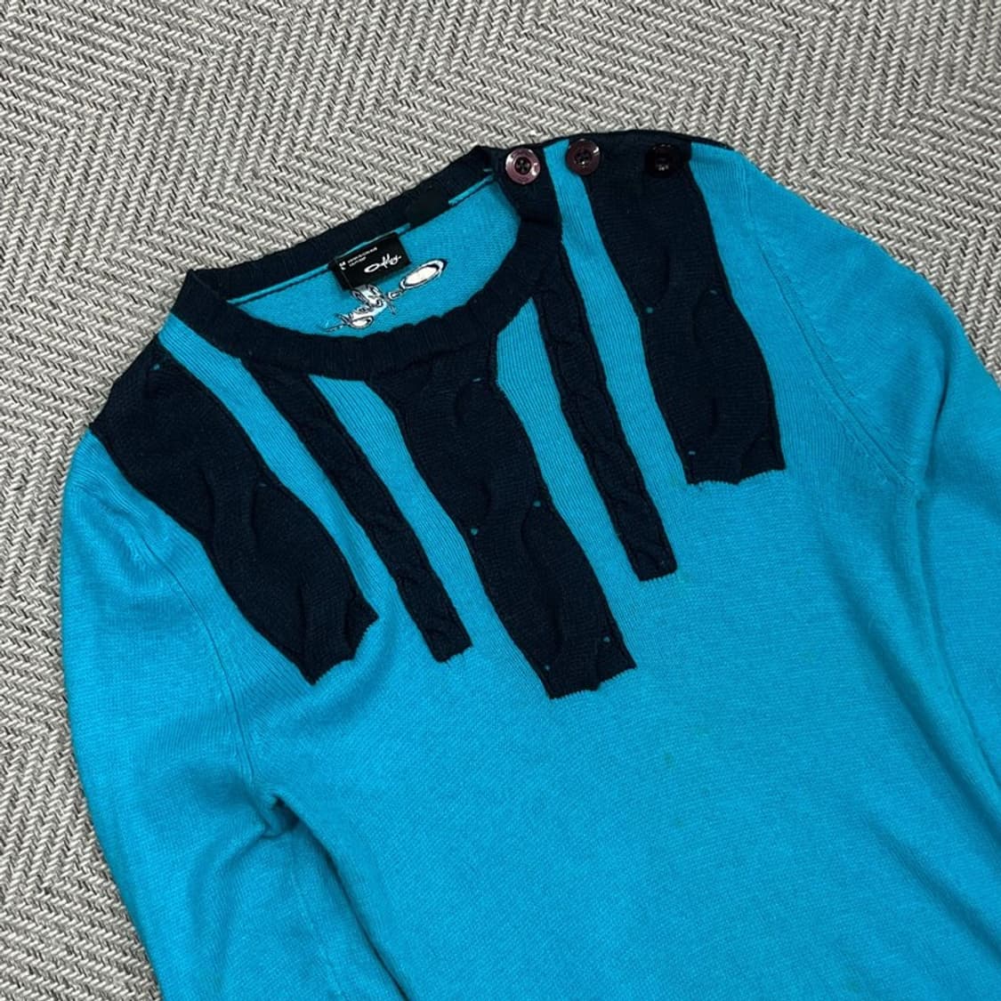 오클리 숄더 버튼 디테일 니트 v0950 상품이미지3