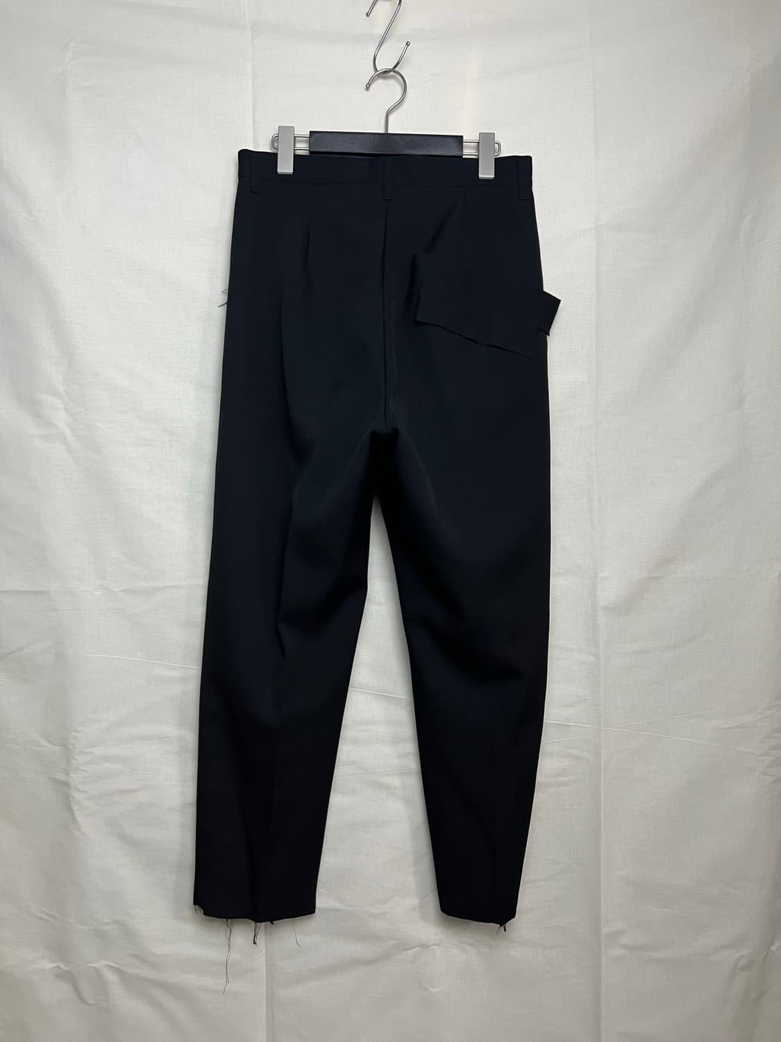 베드jw포드 19SS 실버 브로치 디테일 팬츠 상품이미지2