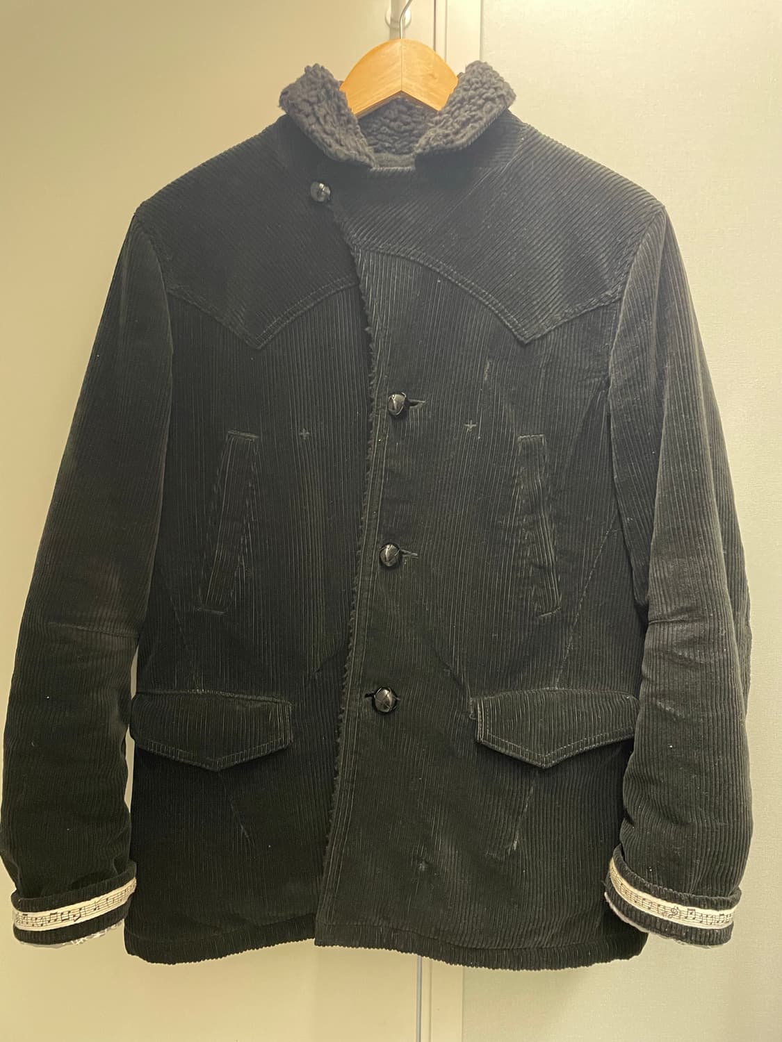 넘버나인 무스탕 상품이미지1