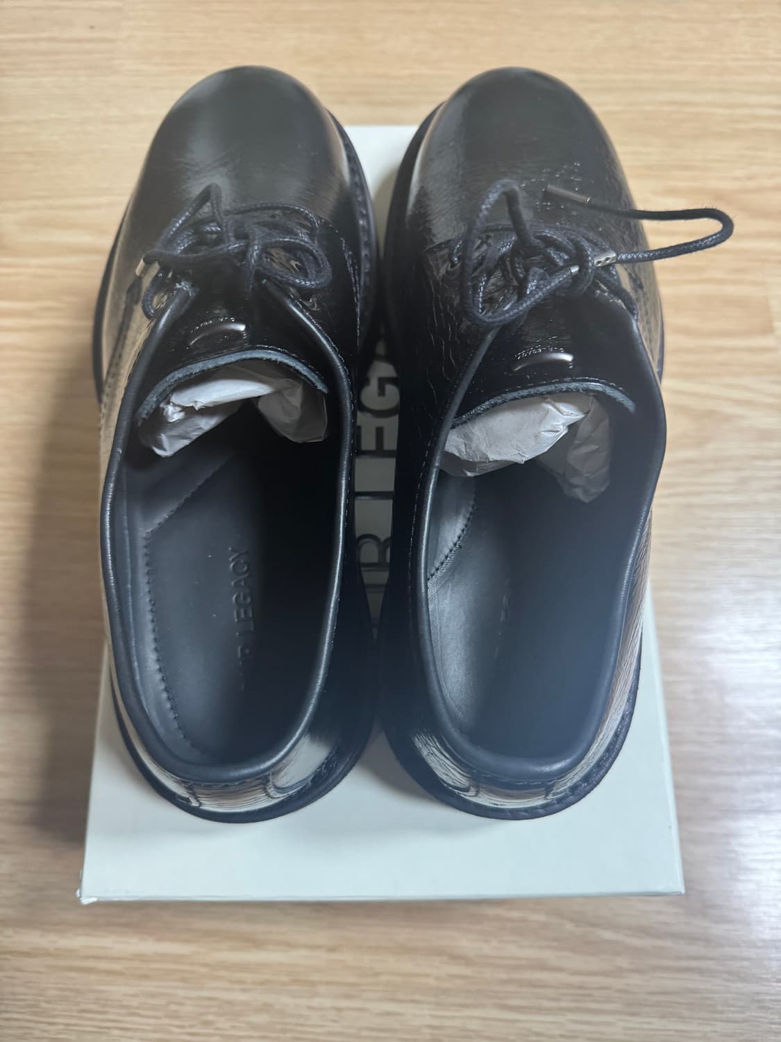 아워레가시 트램플러 슈 크랙 페이턴트 레더 상품이미지2