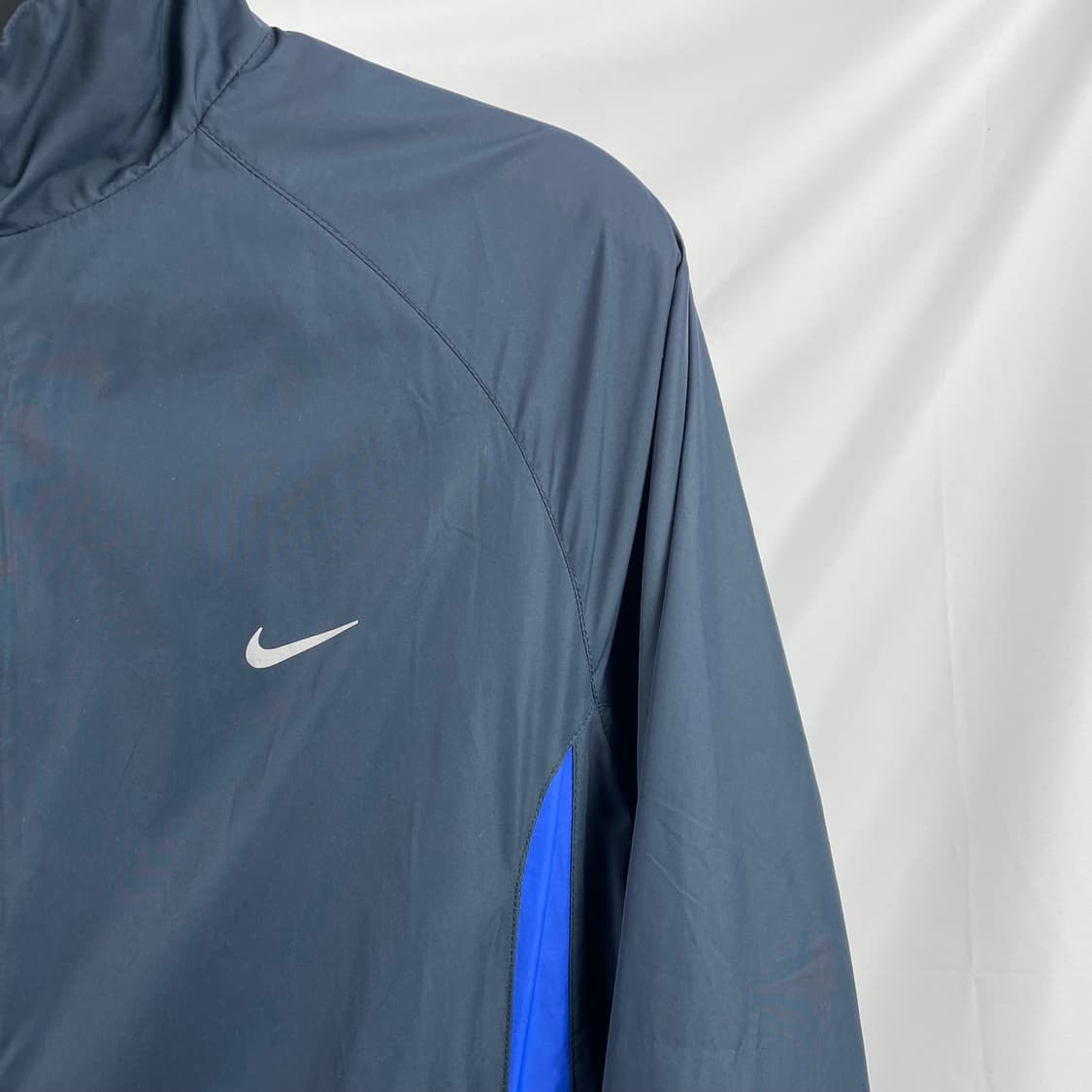 나이키 바람막이 L 상품이미지2