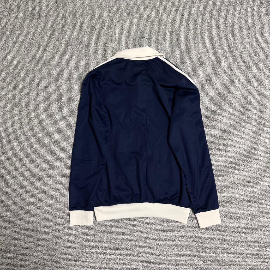 아디다스 베켄바우어 져지 네이비화이트 M 트랙탑 상품이미지2