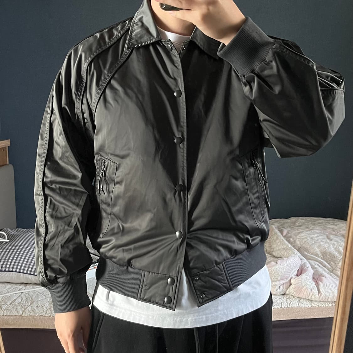 새상품(S)언어펙티드 바시티 자켓 차콜 상품이미지2