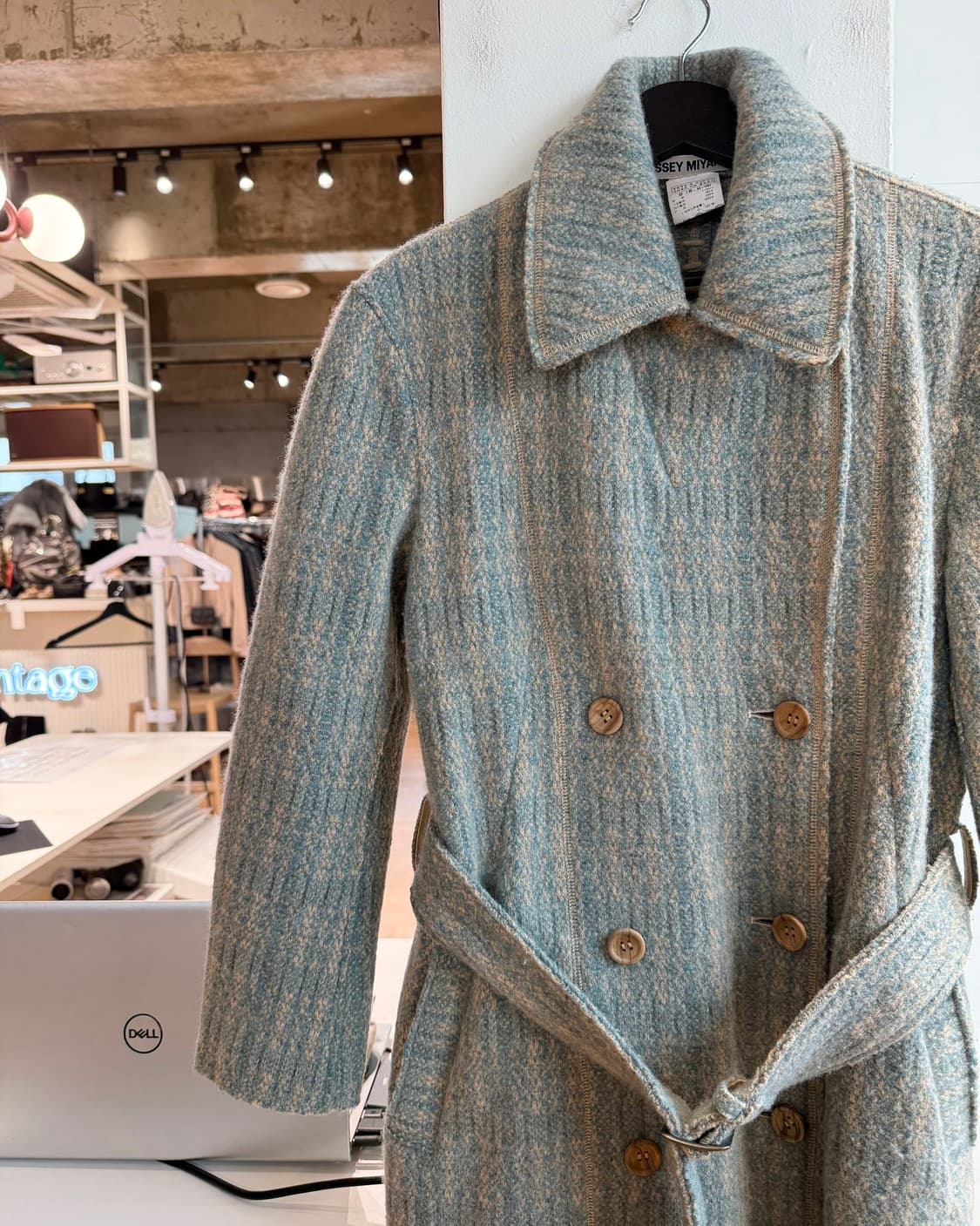 이세이미야케 블루 더블 벨티드 울 코트  상품이미지4