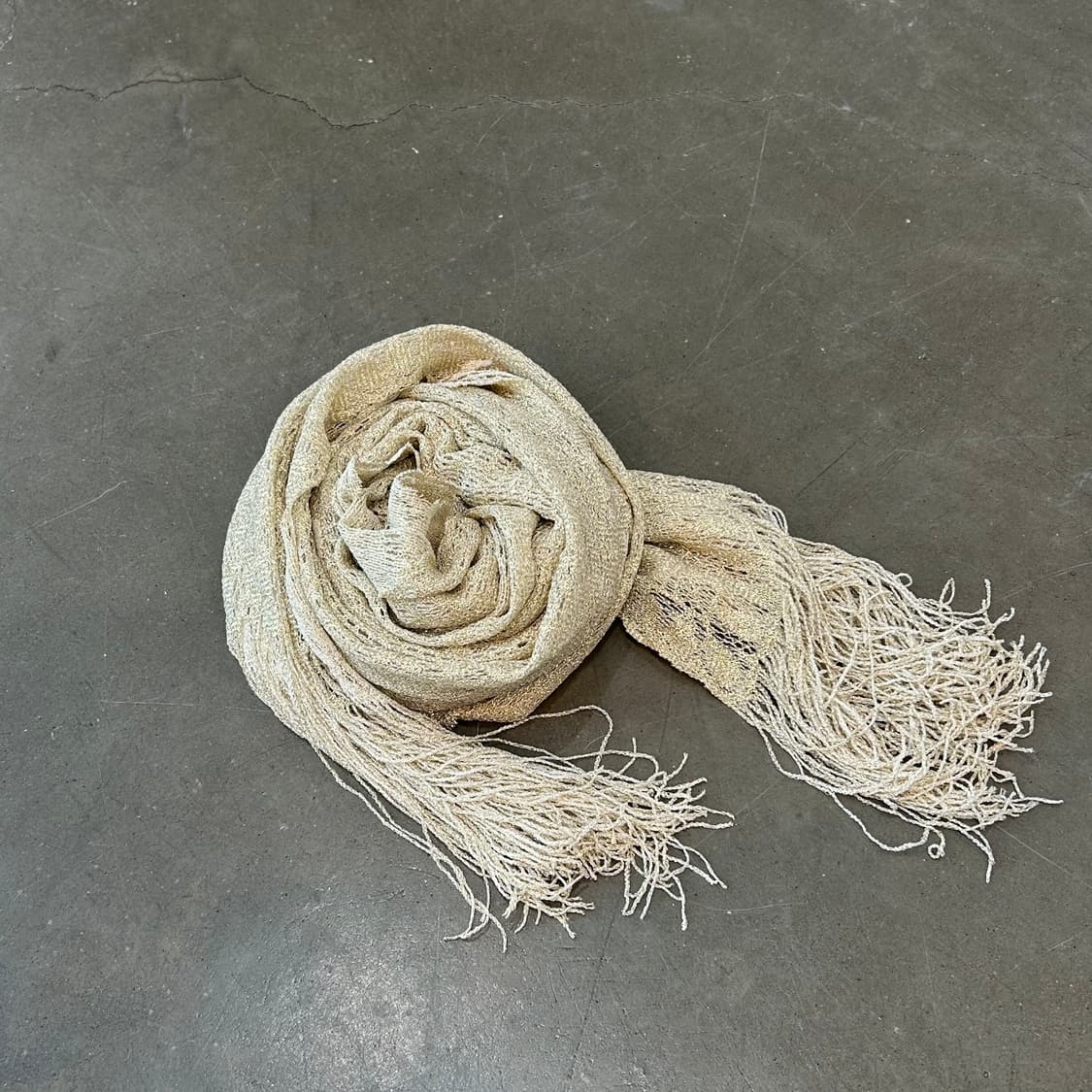 베이지 글리터 머플러 상품이미지1