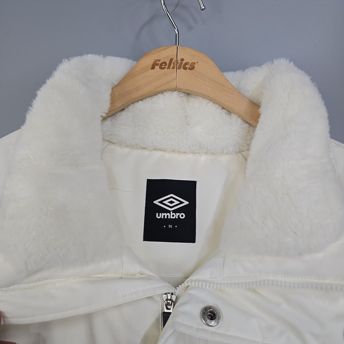 엄브로 UMBRO 덕다운 배색 숏패딩 95(M) 상품이미지5