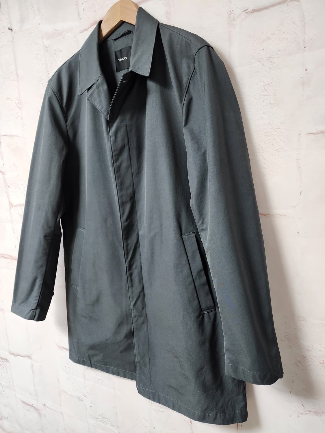 띠어리 남성 코트 상품이미지5