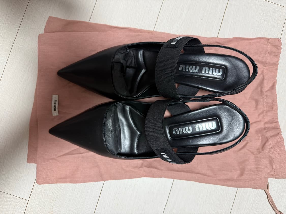 미우미우 블랙 뮬 슬링백 힐 35.5 사이즈 상품이미지1