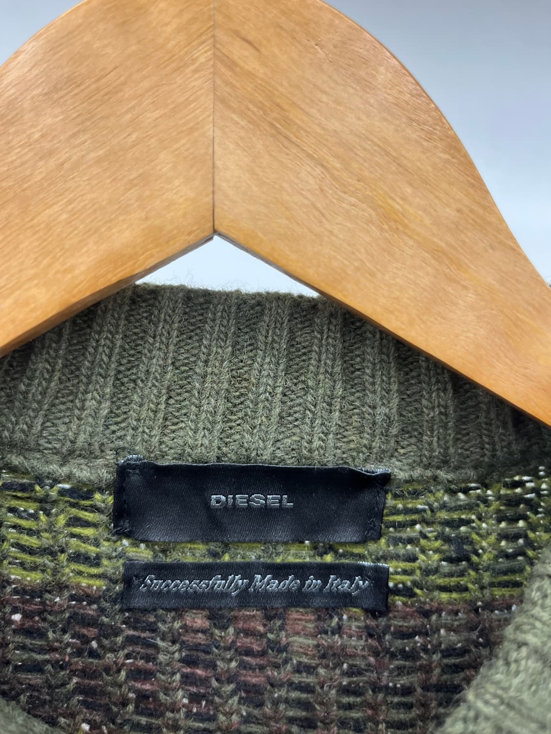 ~66) DIESEL MILITARY Y2K 니트 상품이미지3