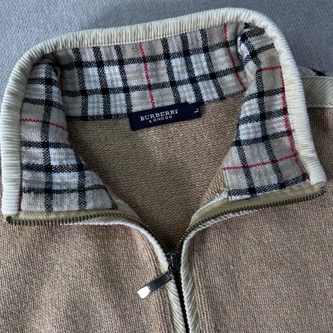 100 버버리 노바체크 울 반집업 니트 상품이미지3