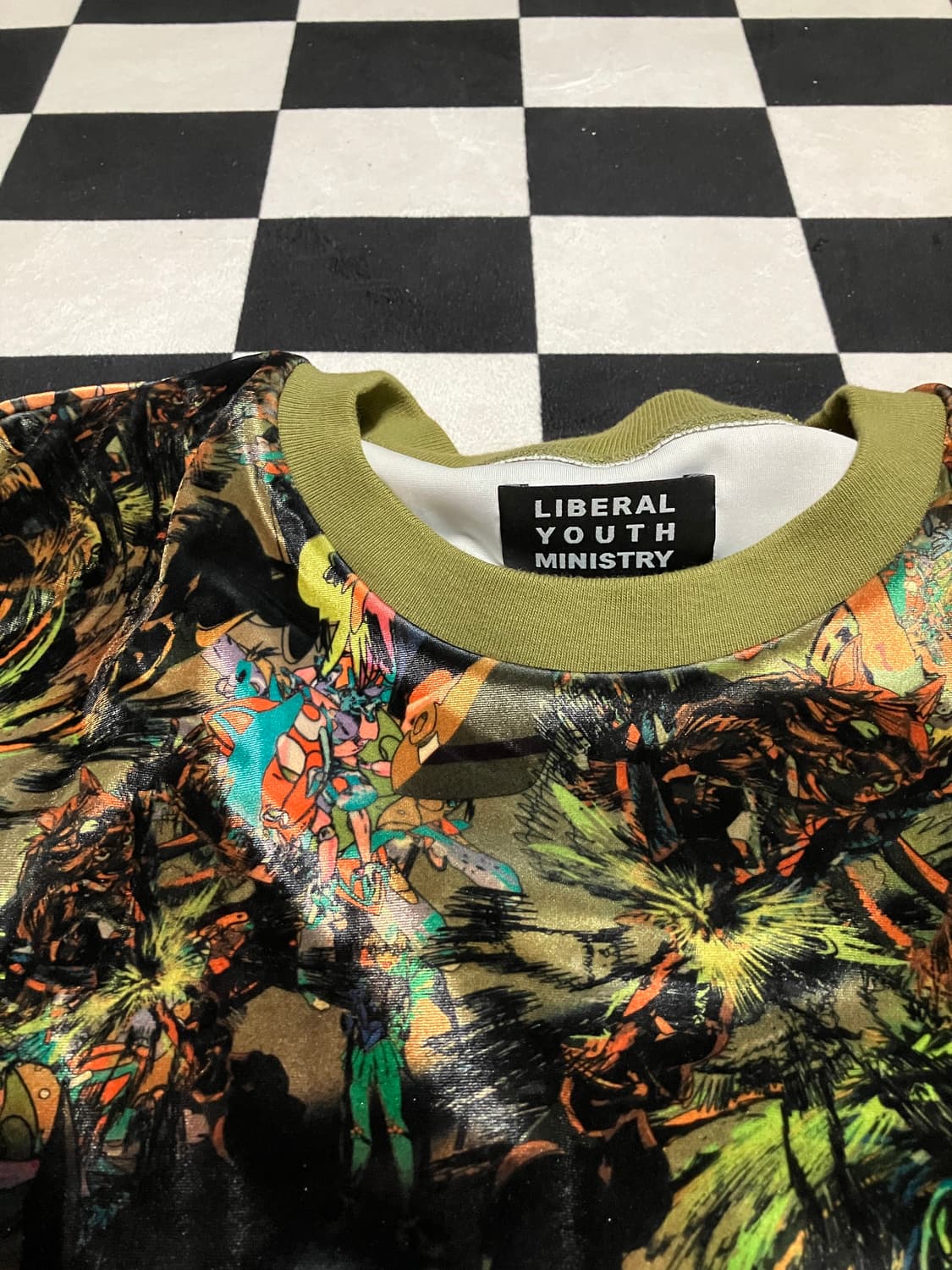 Liberal youth ministry cartoon long tee 상품이미지2