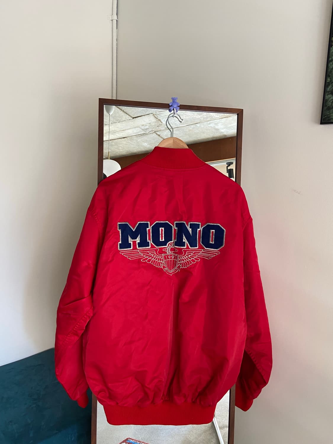 MONO 디자인 빨간색 봄버 자켓 상품이미지4