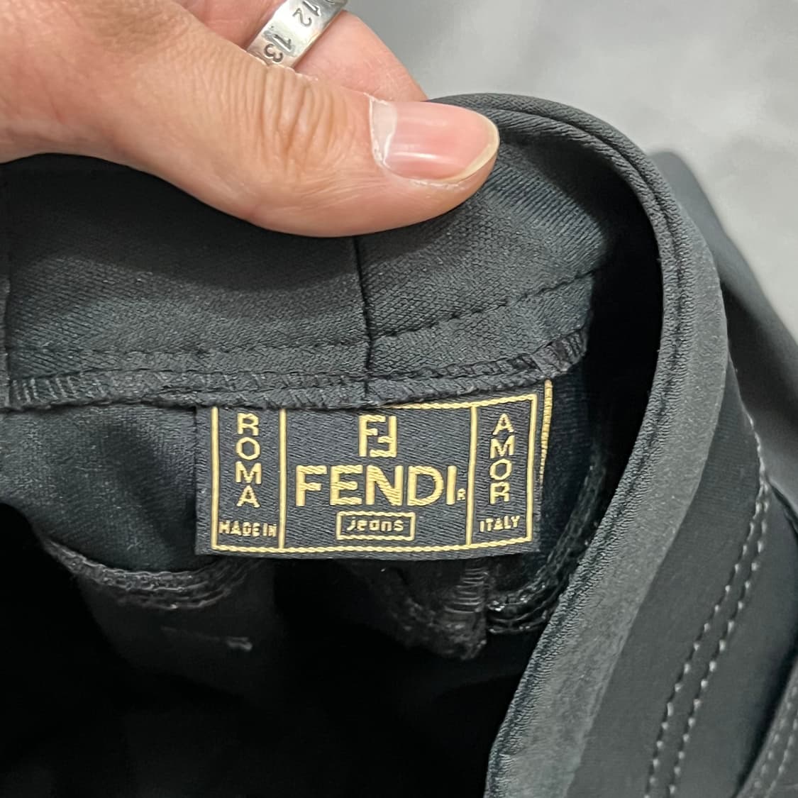  펜디 아카이브 슬림핏 팬츠 y14474 상품이미지7