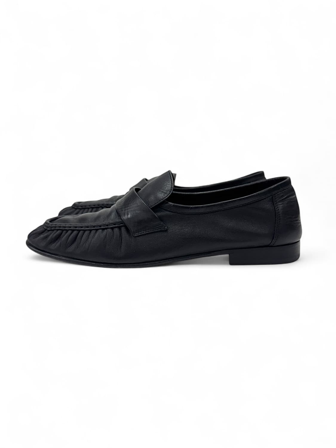 The Row Soft Loafer 상품이미지1