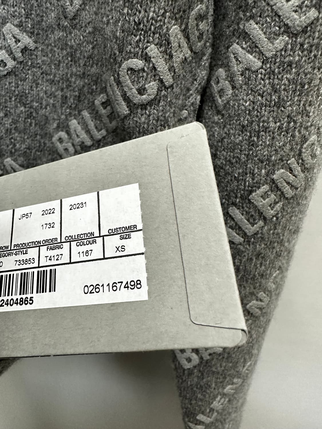 발렌시아가 미니 올 오버 로고 니트(크롭핏) 상품이미지7