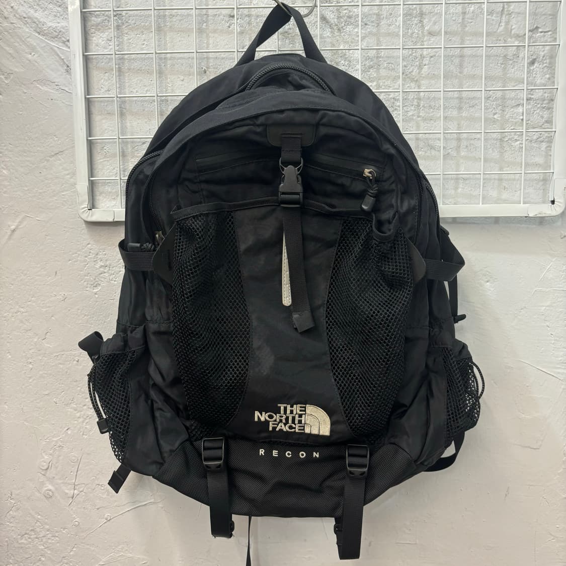 노스페이스 레콘 30L 블랙 백팩 OS 상품이미지1