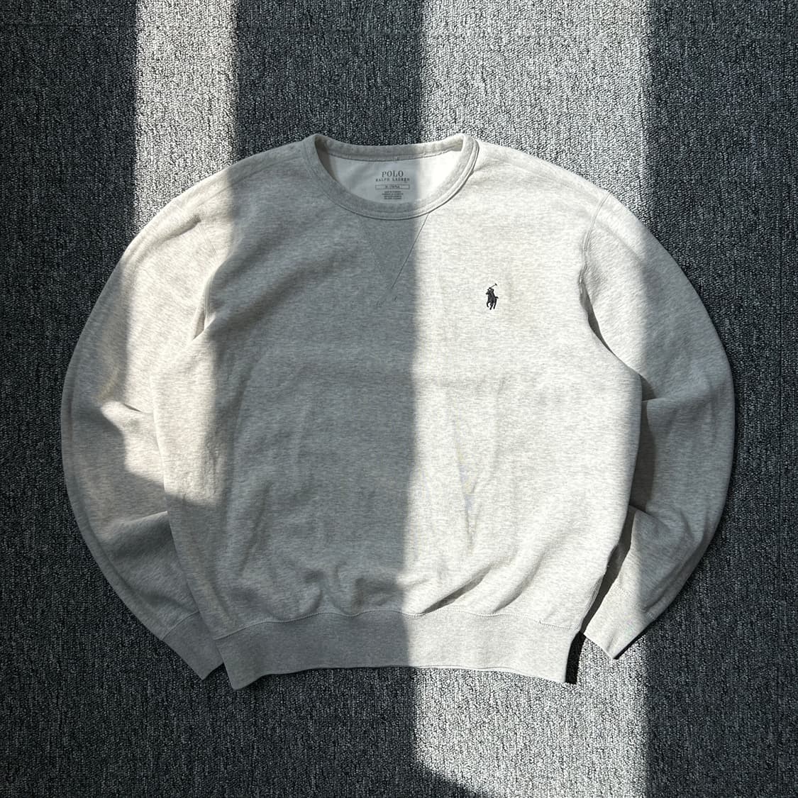 폴로 랄프로렌 그레이 크루넥 맨투맨 상품이미지1