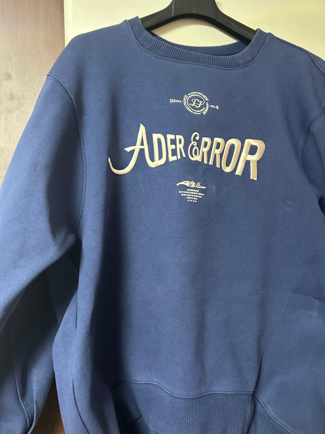 아더에러 베리프 맨투맨 a2 상품이미지1