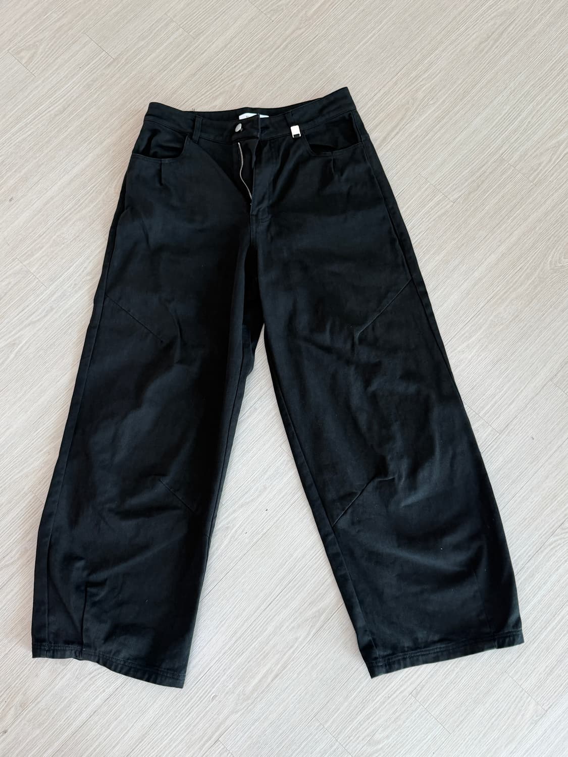 Eyelet R Pocket curved pants - black 상품이미지6