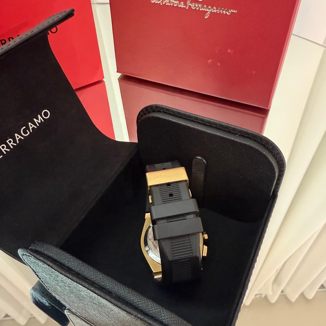 [25년] 페라가모 베가 크로노 쿼츠 시계 SFMR01224 상품이미지4