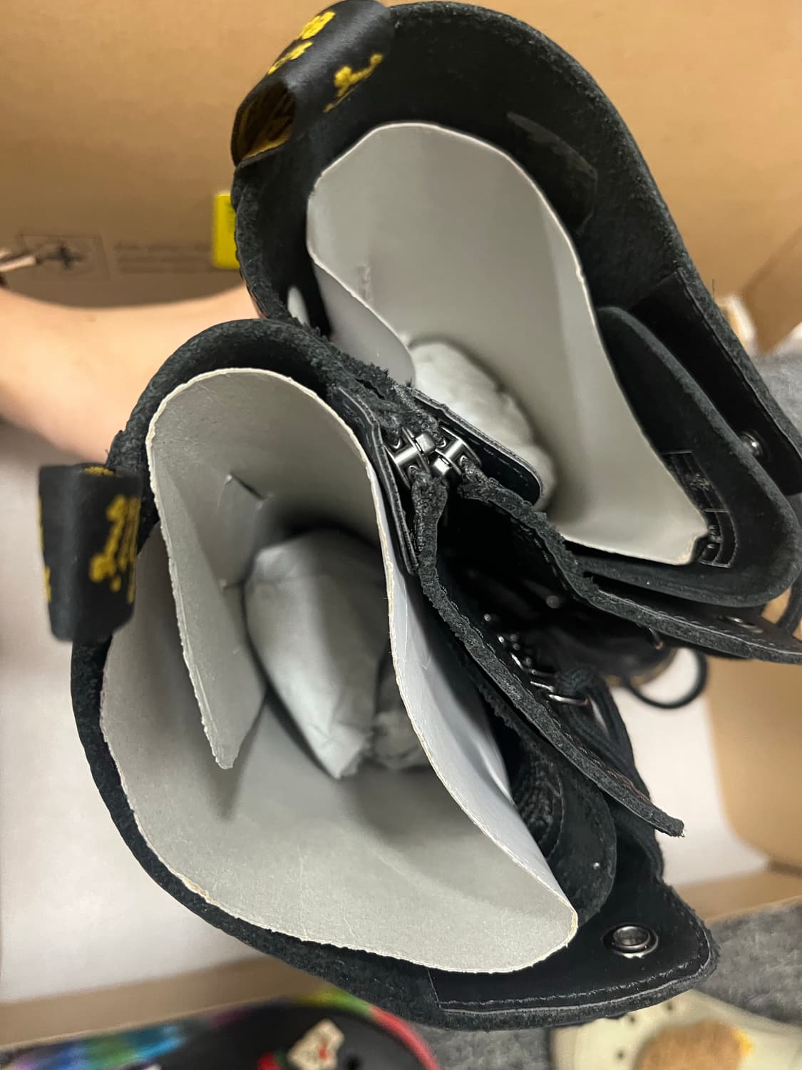 닥터마틴 1b60 hdw uk4 230 팝니다 상품이미지5