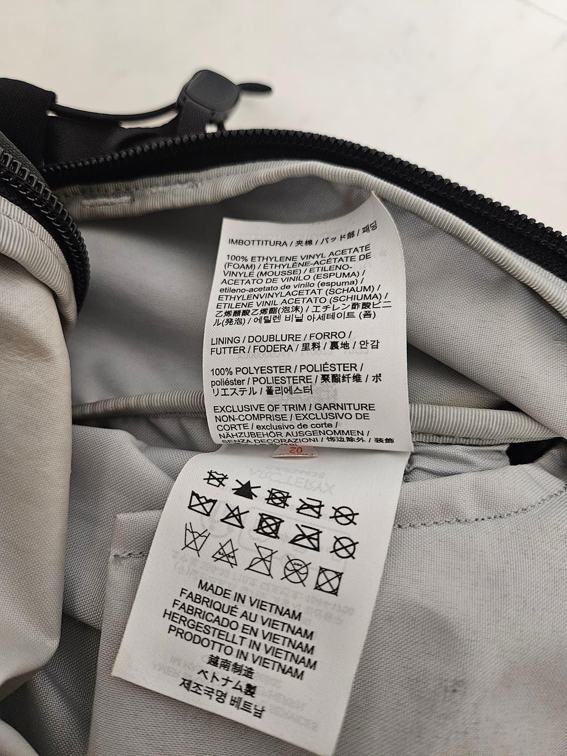 아크테릭스 맨티스 26 블랙 골드 백팩 상품이미지6