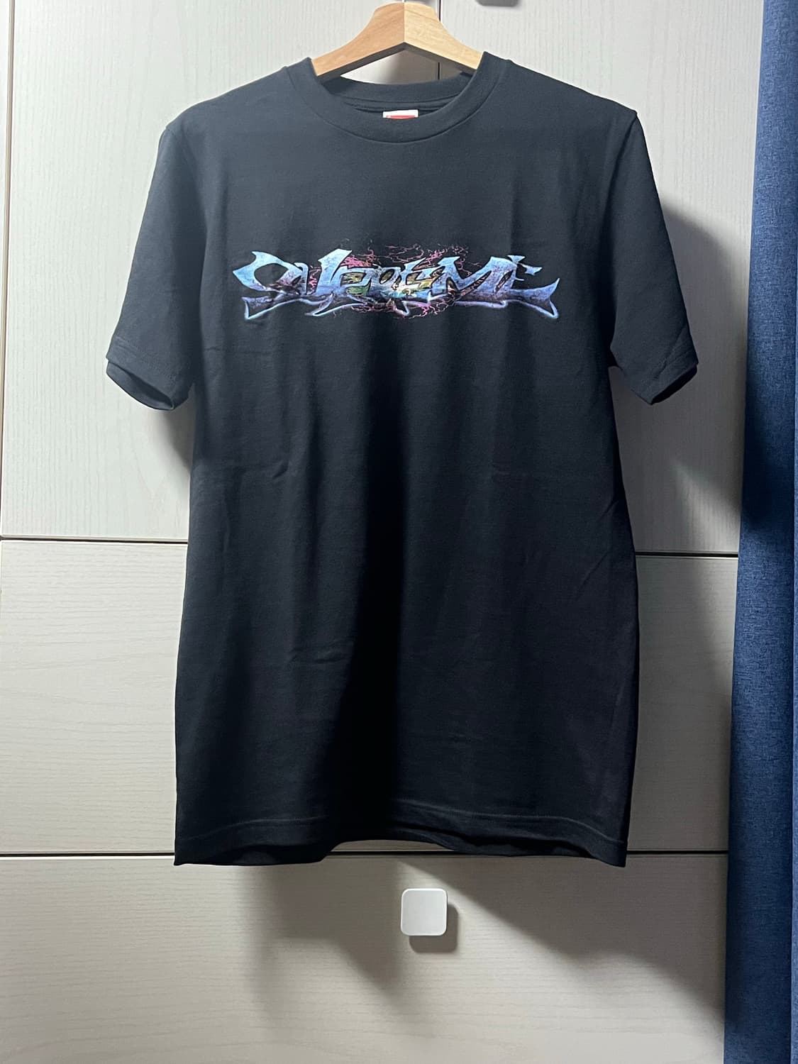 슈프림 아트딜러 태그티 s 판매/교환 상품이미지1