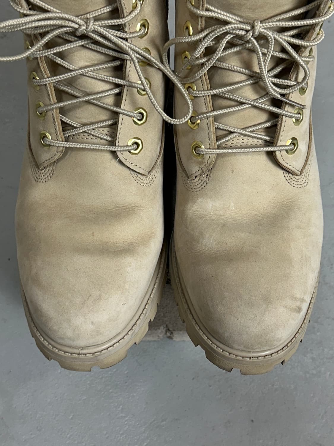 팀버랜드 6인치 누벅 부츠 베이지 상품이미지7